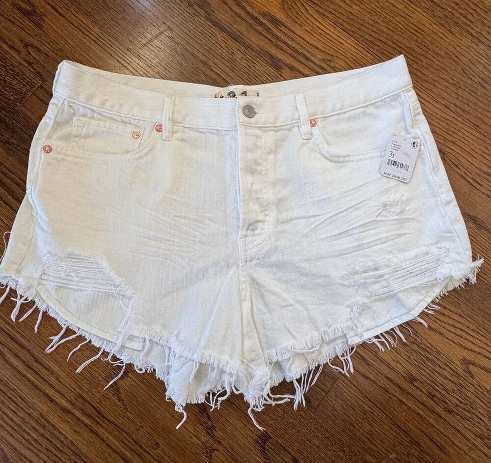 Free People Loving Good Vibrations Cut-Off Denim Shorts Size 31 White